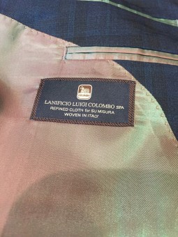 イタリア製服地「Lanificio Luigi Colombo(ラニフィーチェ ルイジ コロンボ)」を使ってオーダー！横浜スーツ専門店