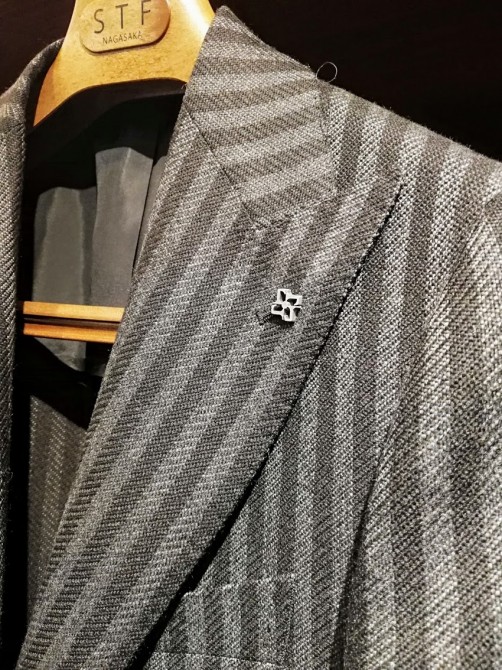 タリアトーレのジャケット「袖丈詰め&本切羽仕様」のリフォーム事例