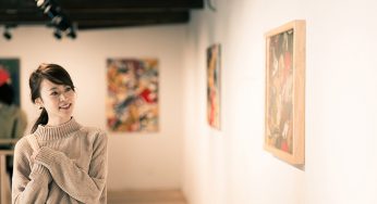 自宅にいながら世界の名画を鑑賞できるアプリ「VALL」とは