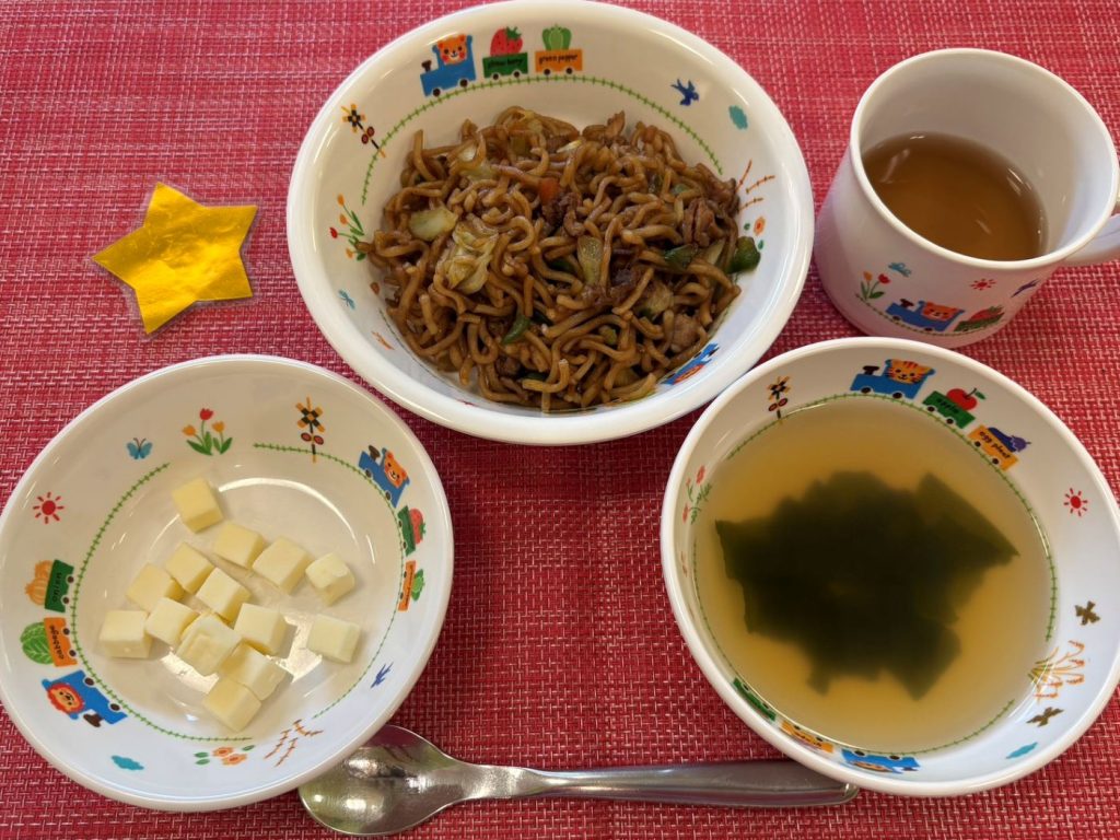 【3月21日㈯の給食・おやつ】