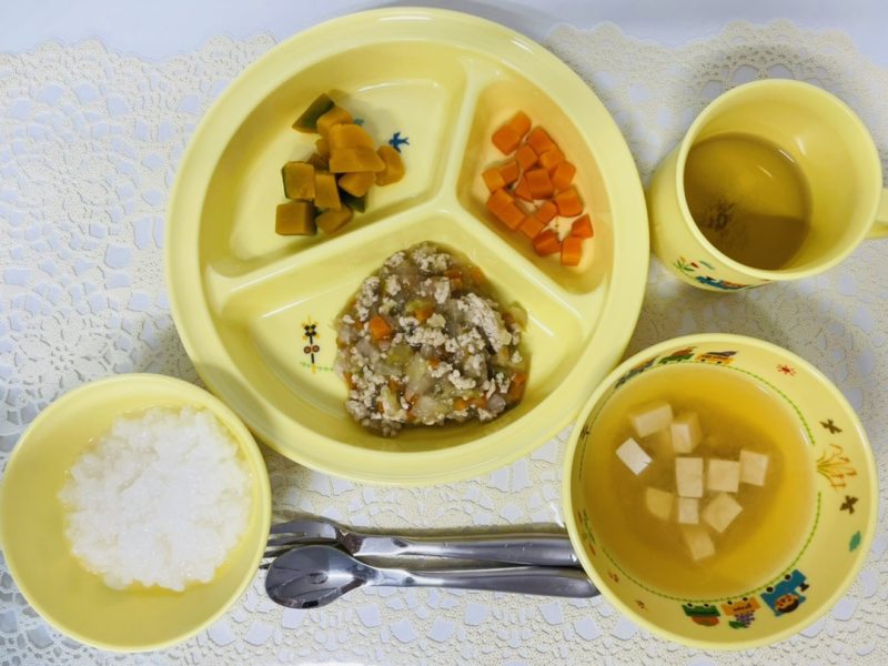 9月15日（木）の給食・おやつ