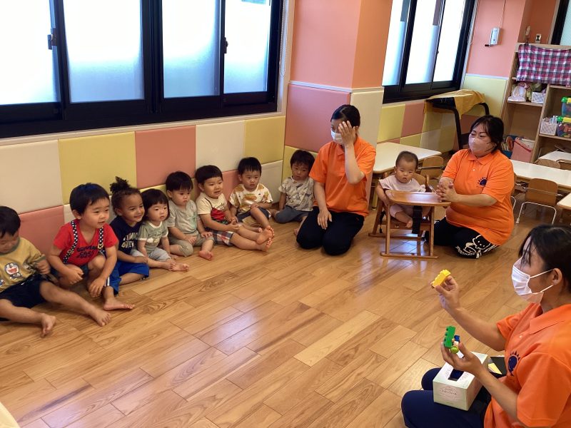 3月28日(火)の給食・おやつ