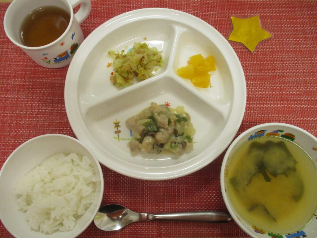 【8月22日㈮の給食・おやつ】