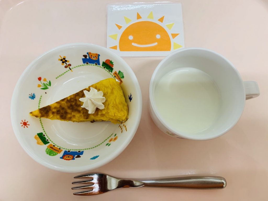 2月28日(火)の給食・おやつ