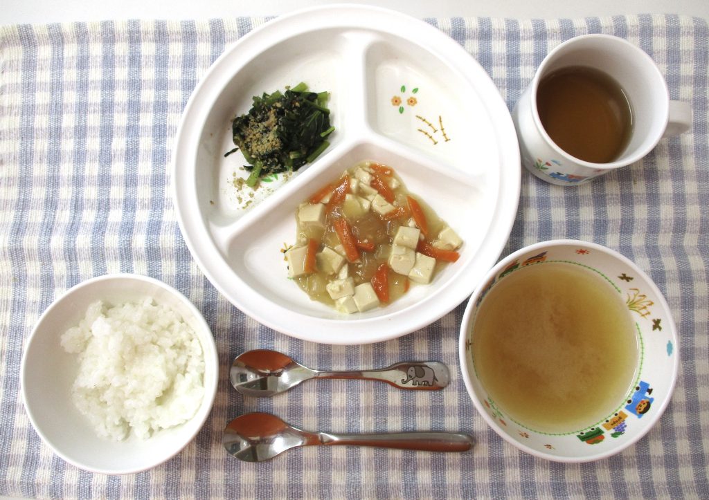 10月11日(水)の給食・おやつ