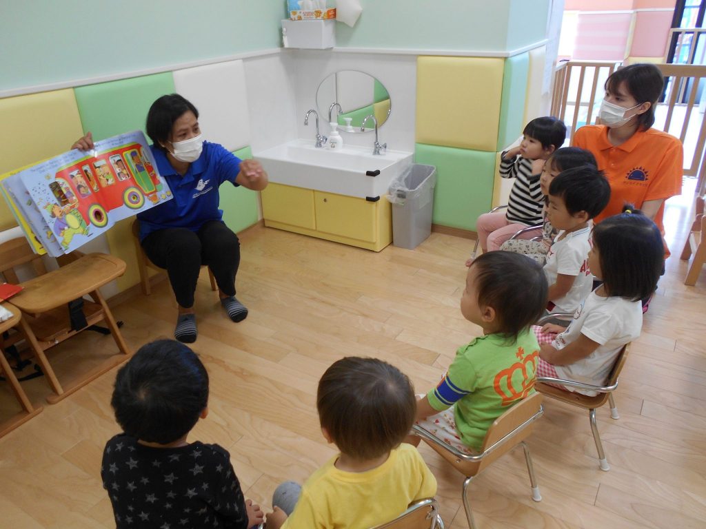 園ブログ　～読み聞かせプログラム～