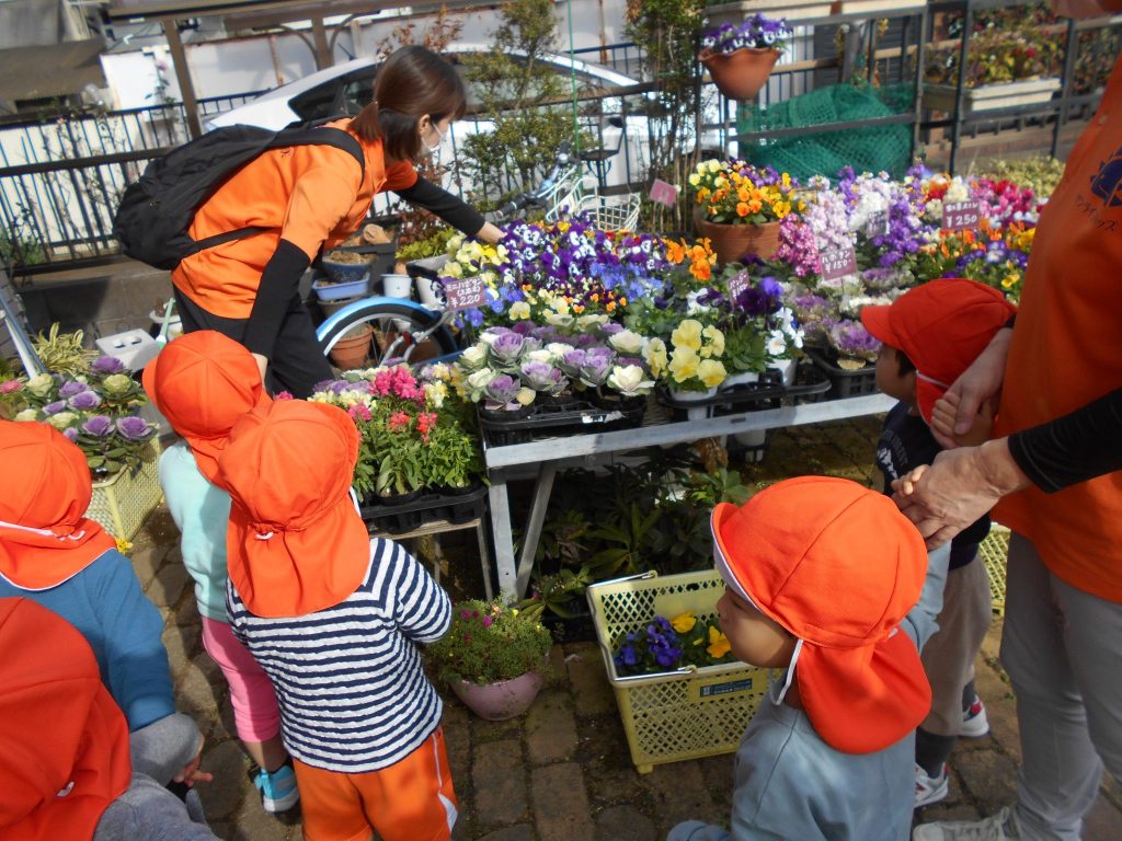 園ブログ　　クリスマス製作をしました♪