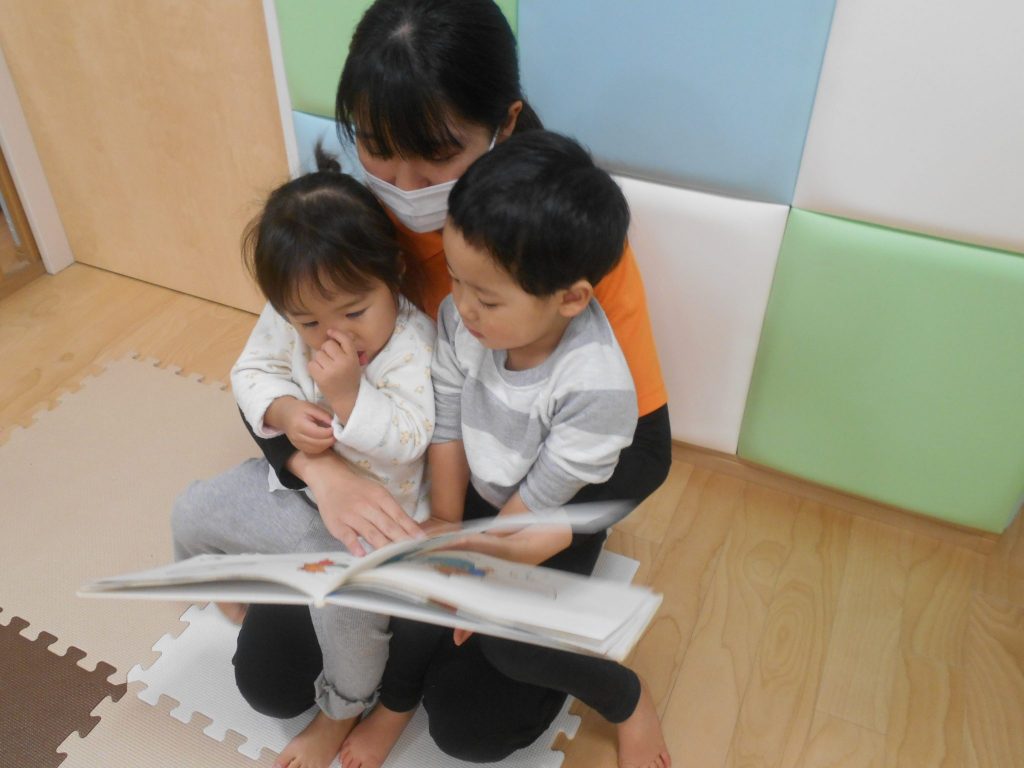 読み聞かせプログラム