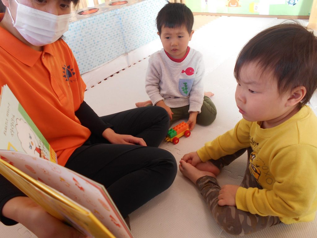 読み聞かせプログラム