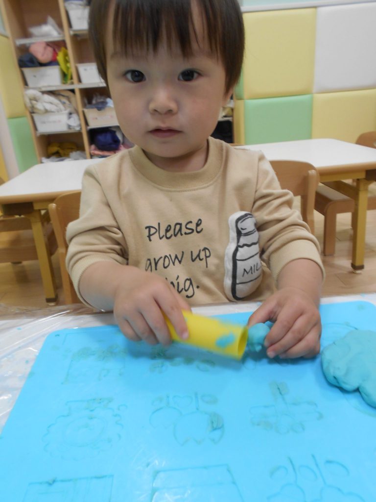 2月25日(木)の給食・おやつ