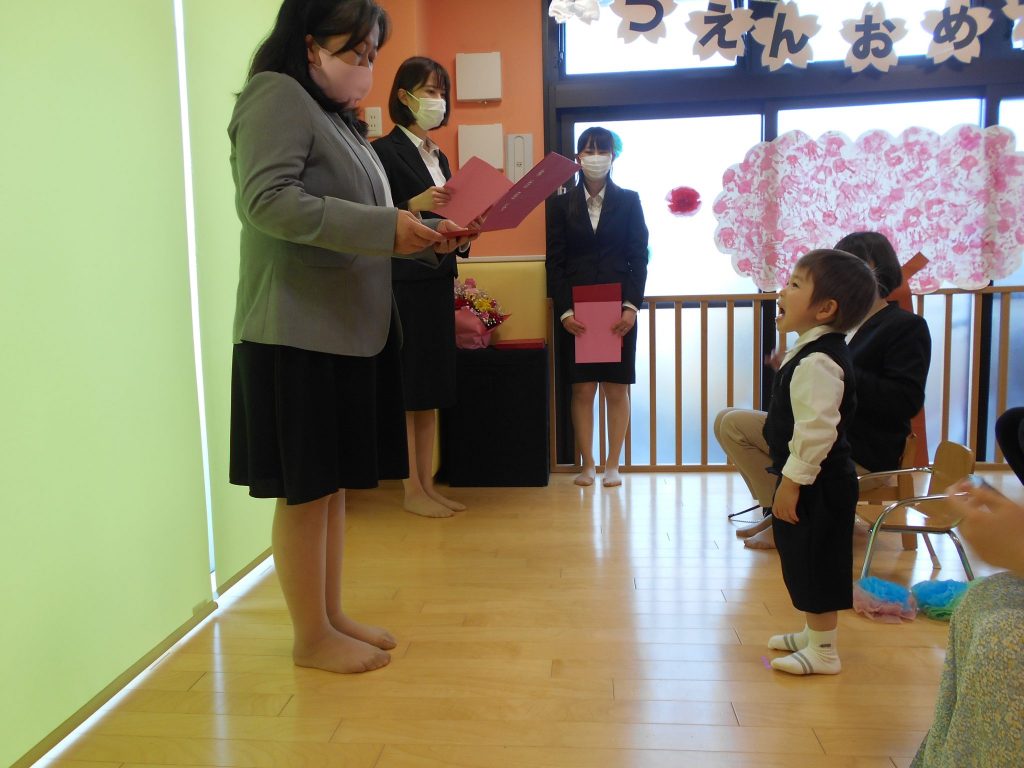 園ブログ　　卒園式をおこないました。