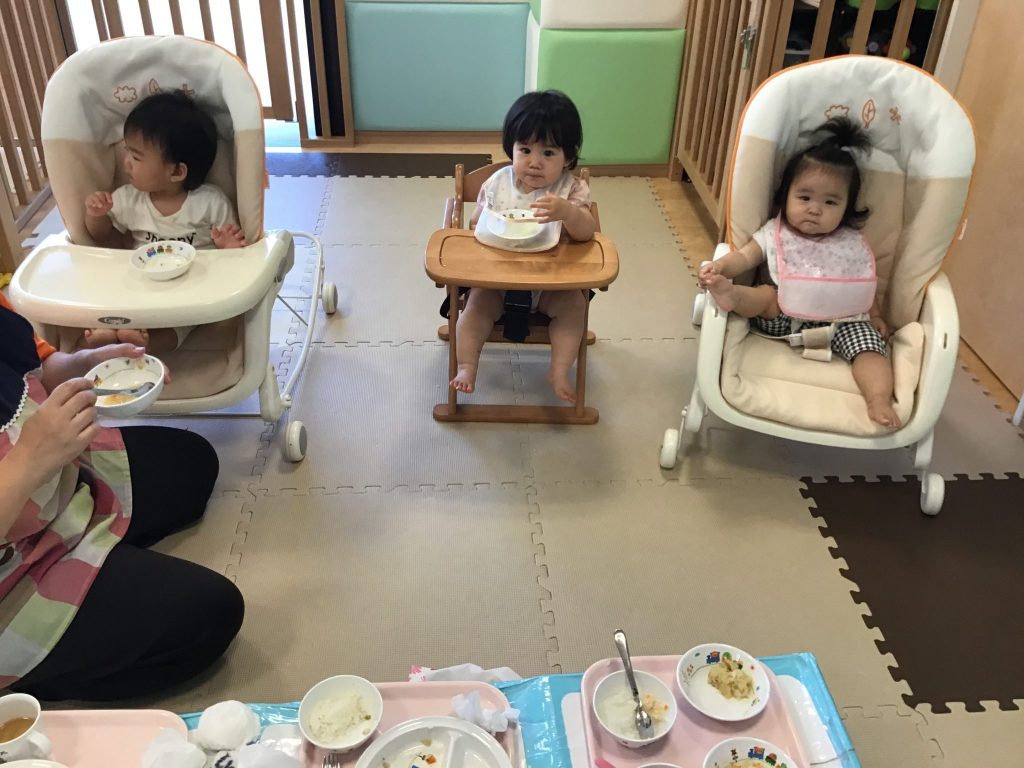 園ブログ  『水遊びをしました✨＆トウモロコシの皮むきをしました?』