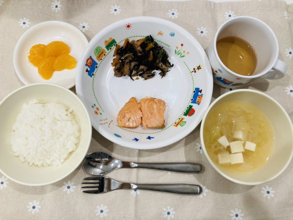 5月9日(火)の給食・おやつ