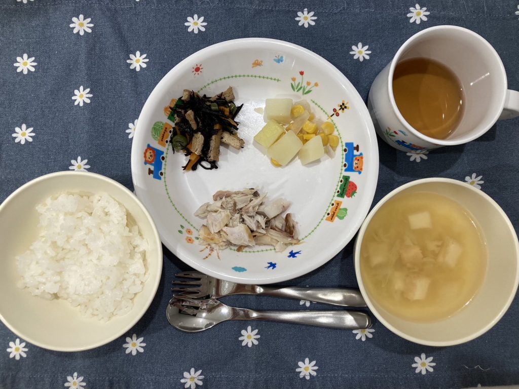 6月3日(土)の給食・おやつ