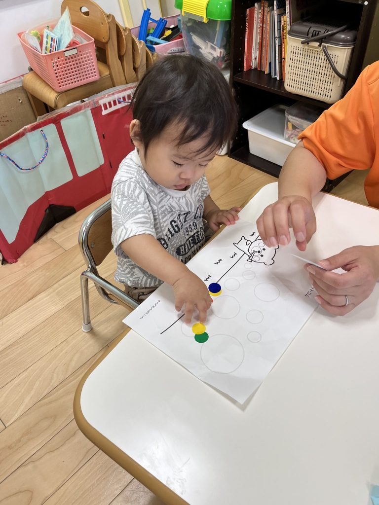 園ブログ　室内遊びの様子🧸