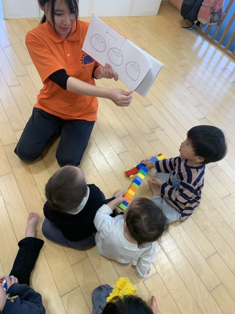 絵本ブログ　『おにぎりくんがね・・』