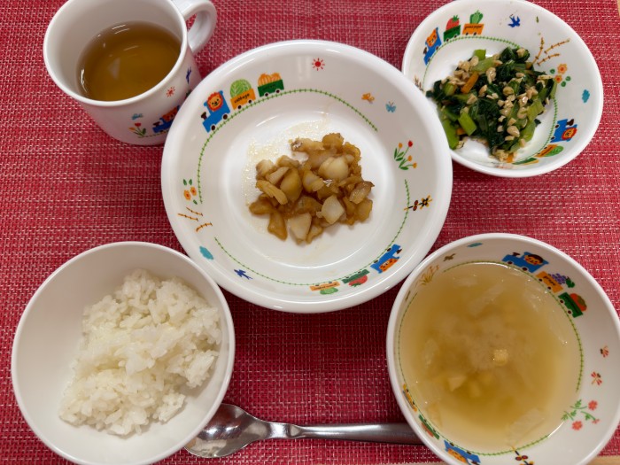 【4月9日㈭の給食・おやつ】