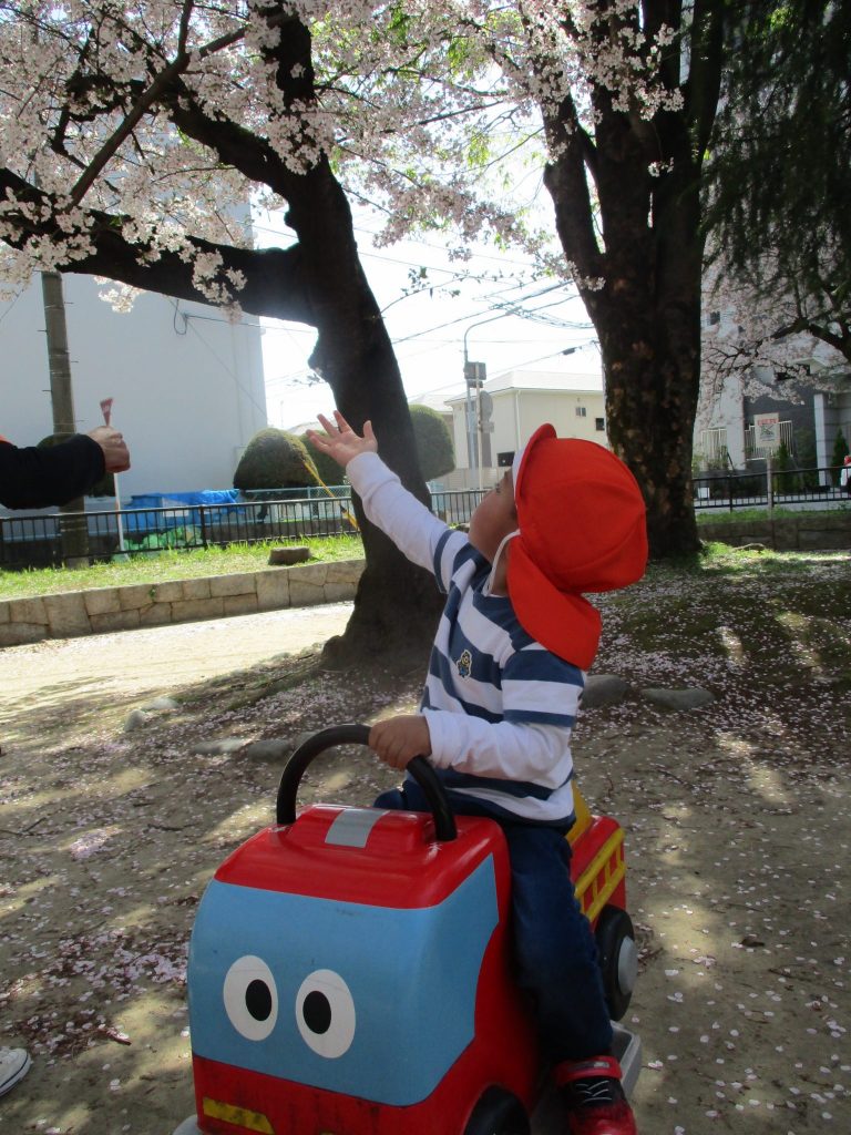 ?絵本読み聞かせプログラム?