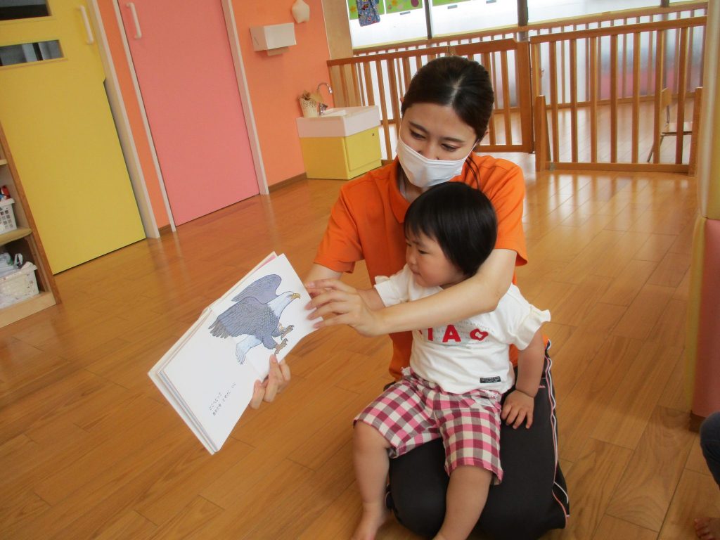 ?絵本読み聞かせプログラム?