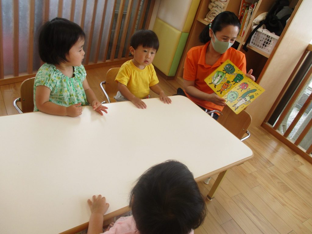 ?絵本読み聞かせプログラム?