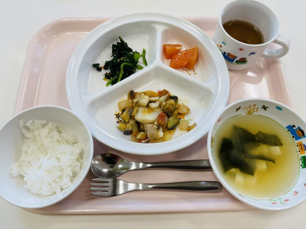 2月14日(火)の給食・おやつ
