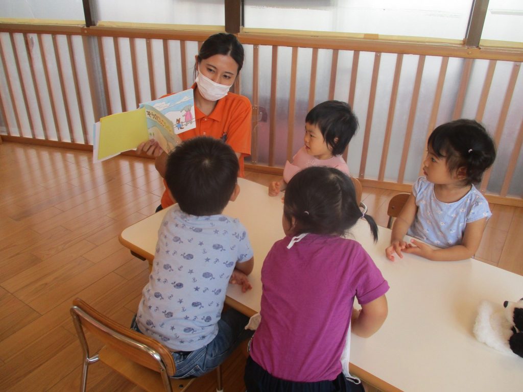 ?絵本読み聞かせプログラム?