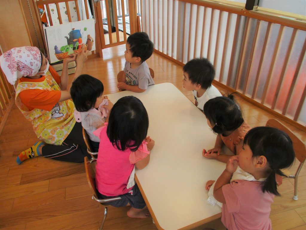 ?絵本読み聞かせプログラム?