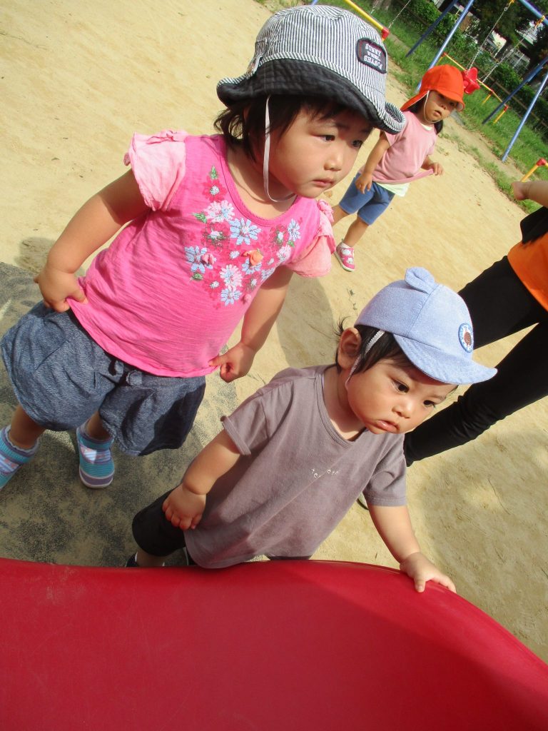 ３月２７日(月)の給食・おやつ