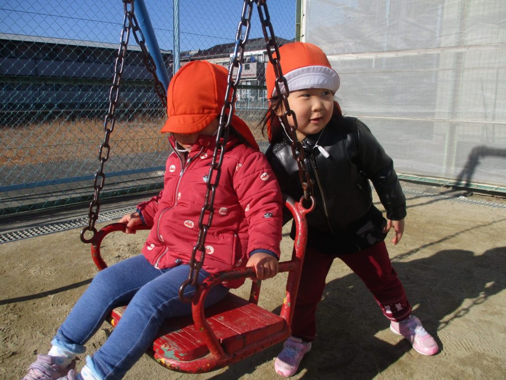 まだまだ、寒い日が続きますね！！！