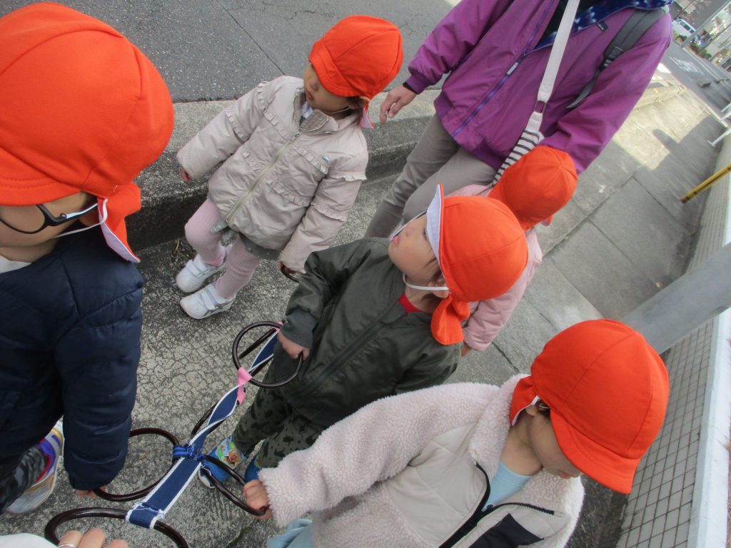 ?絵本読み聞かせプログラム?