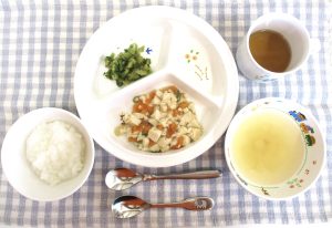 9月27日（水）の給食・おやつ