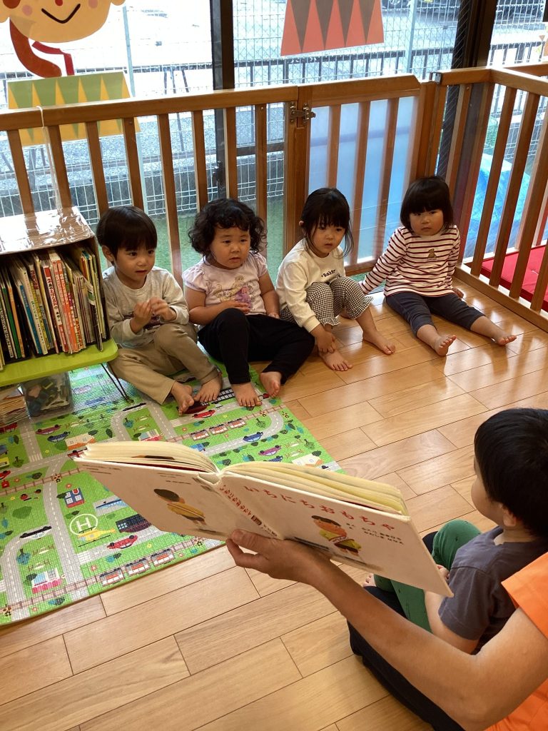 📚絵本読み合いプログラム📚