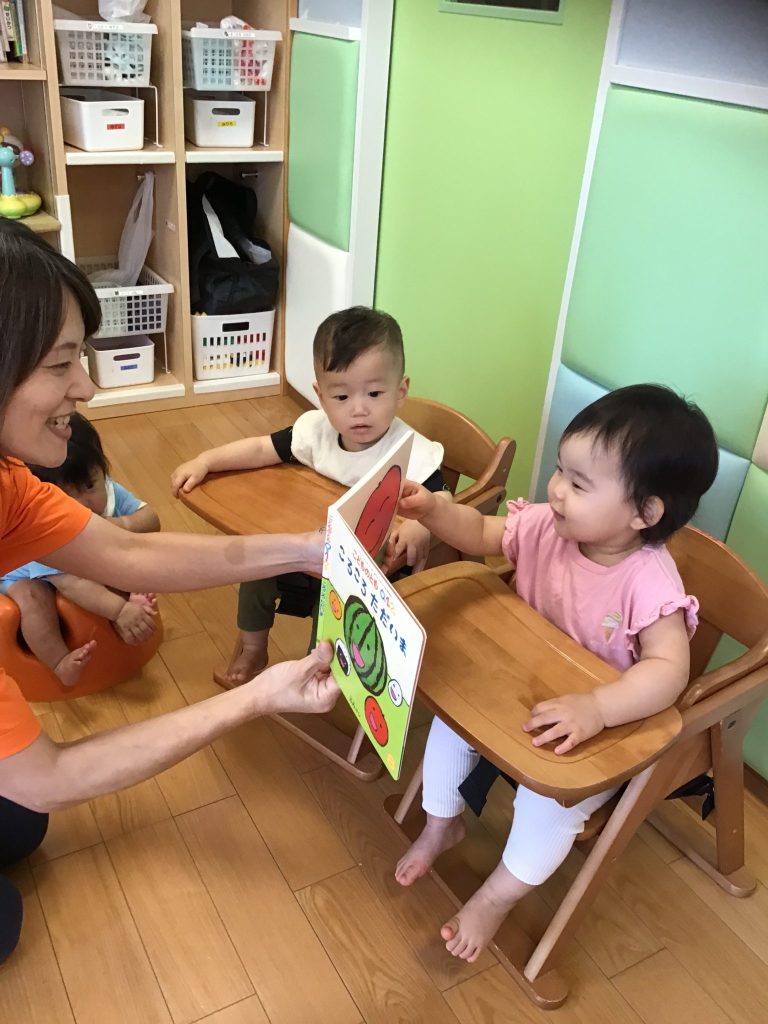 📚絵本読み合いプログラム📚