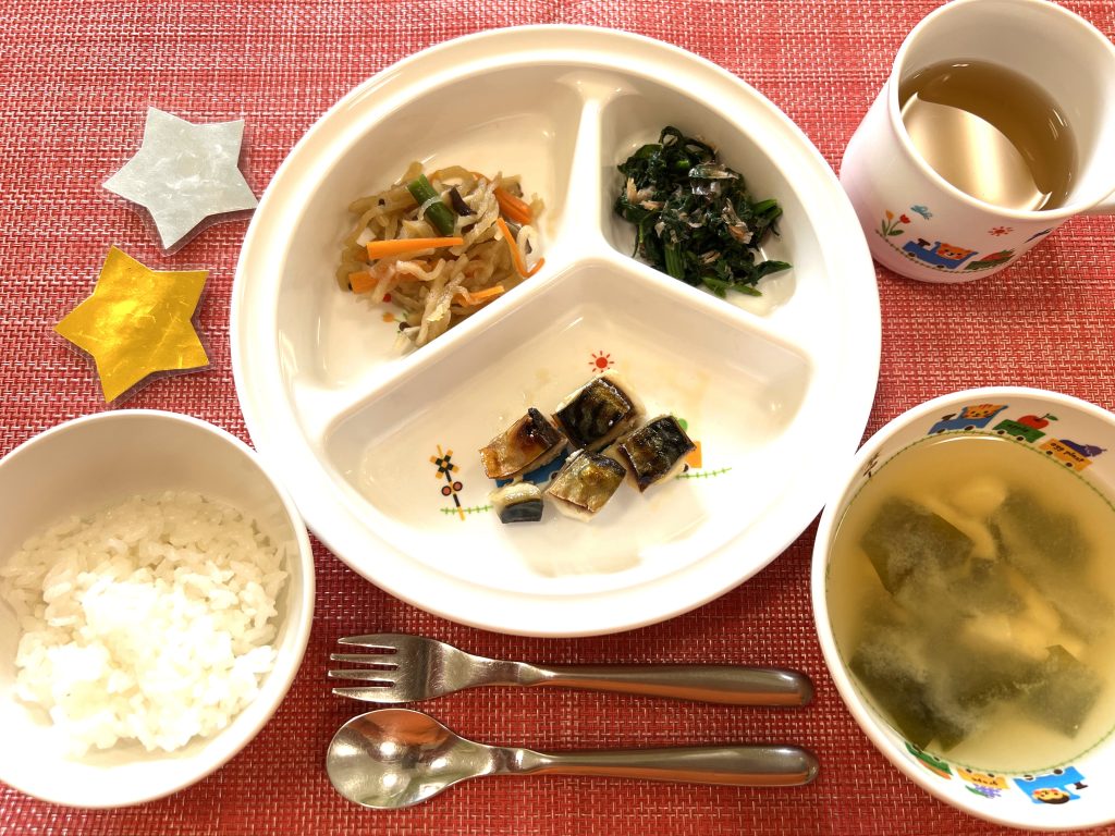 【11月14日㈭の給食・おやつ】