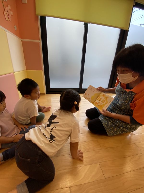 12月10日(金)の給食・おやつ