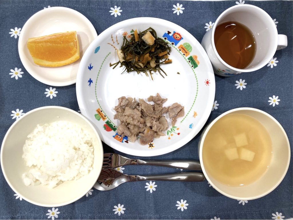 6月8日(木)の給食・おやつ