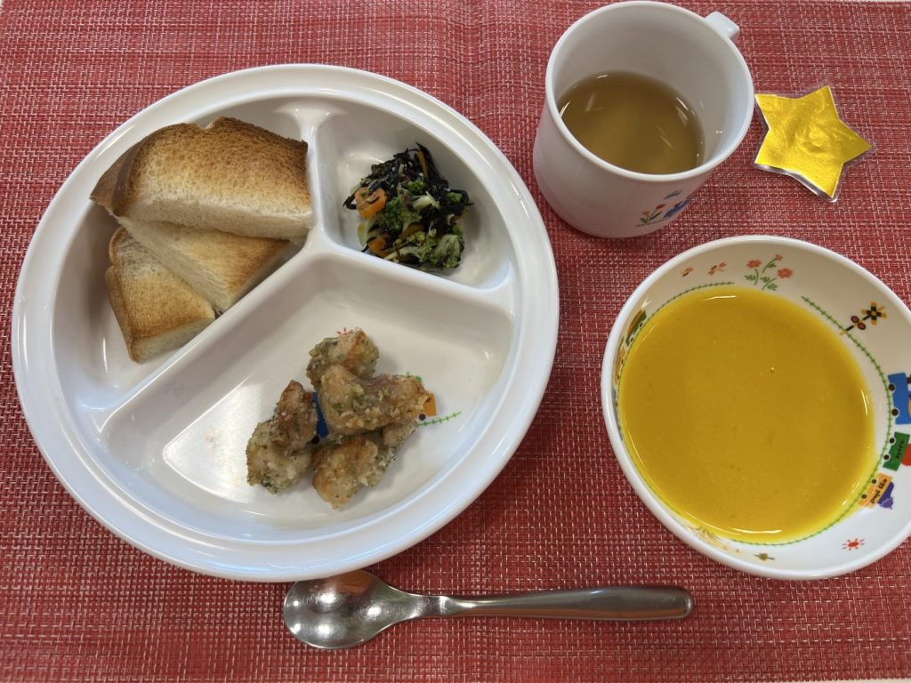 【9月25日㈬の給食・おやつ】