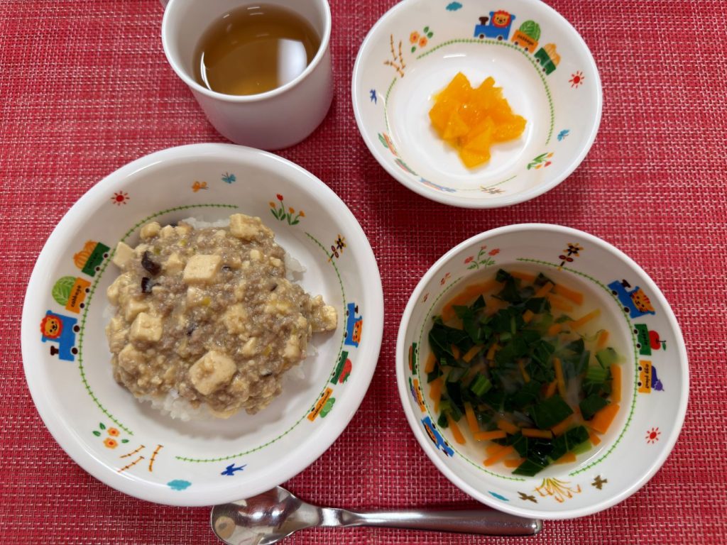 【1月28日㈬の給食・おやつ】