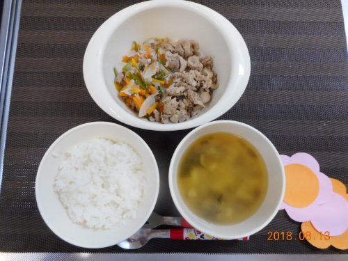 ８月１３日(月）のお給食