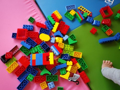 【小規模保育：奏の杜園】大好きなブロック遊び!(^^)!