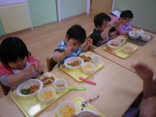 【小規模：奏の杜園】お給食大好き♡そして♡誕生会(^^)!