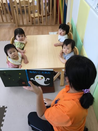 ?今週の絵本読み聞かせプログラム?