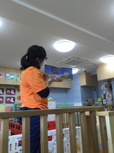 ?絵本読み聞かせプログラム