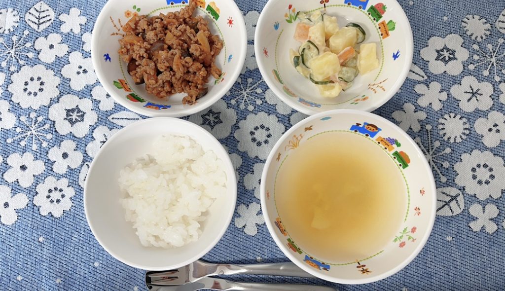 6月11日(土)の給食・おやつ