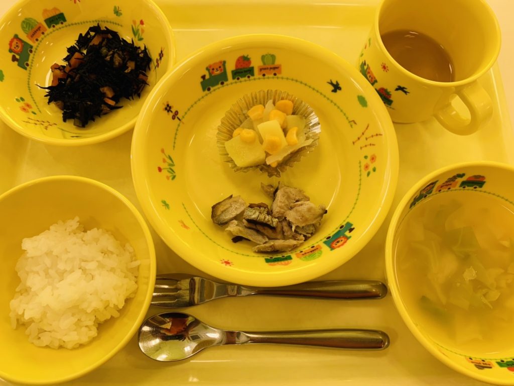 5月11日(木)の給食・おやつ