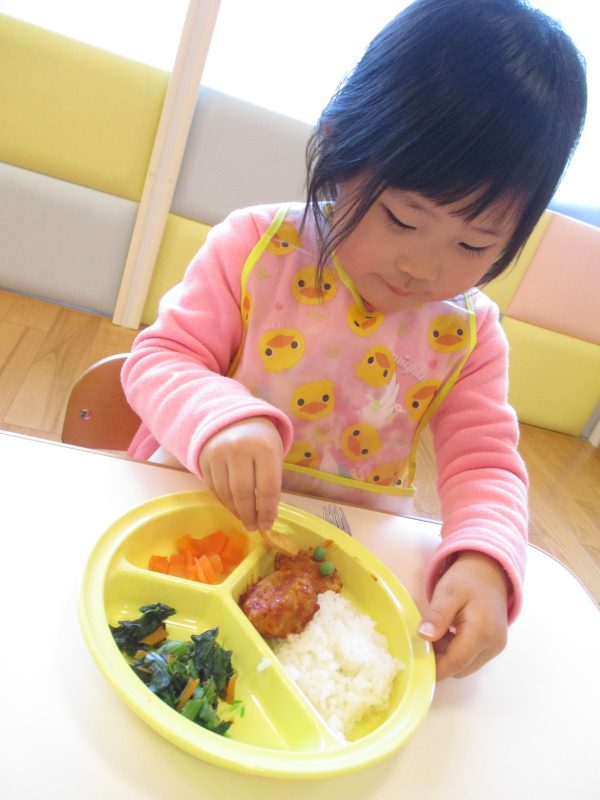 5月30日(火)の給食・おやつ