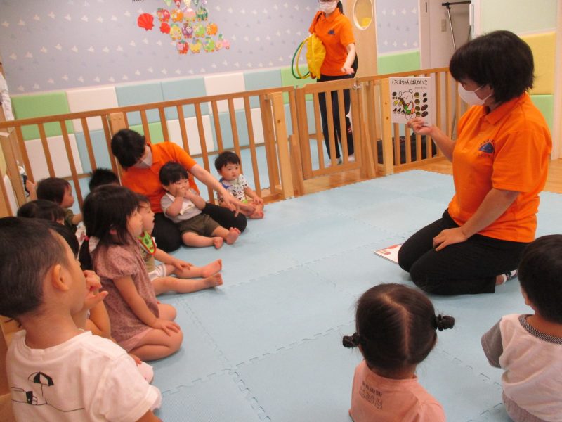 読み聞かせブログ８/２５