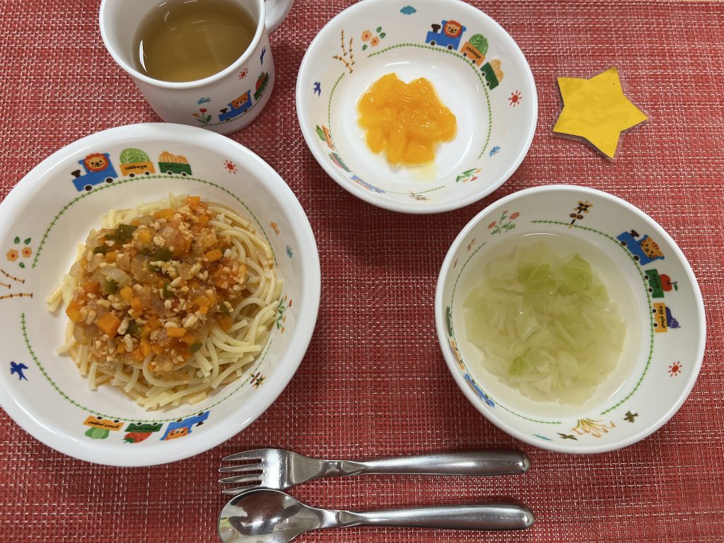 【6月23日㈪の給食・おやつ】