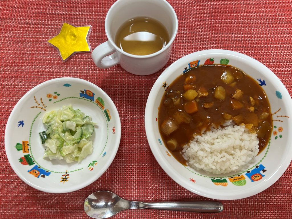 【10月17日㈮の給食・おやつ】
