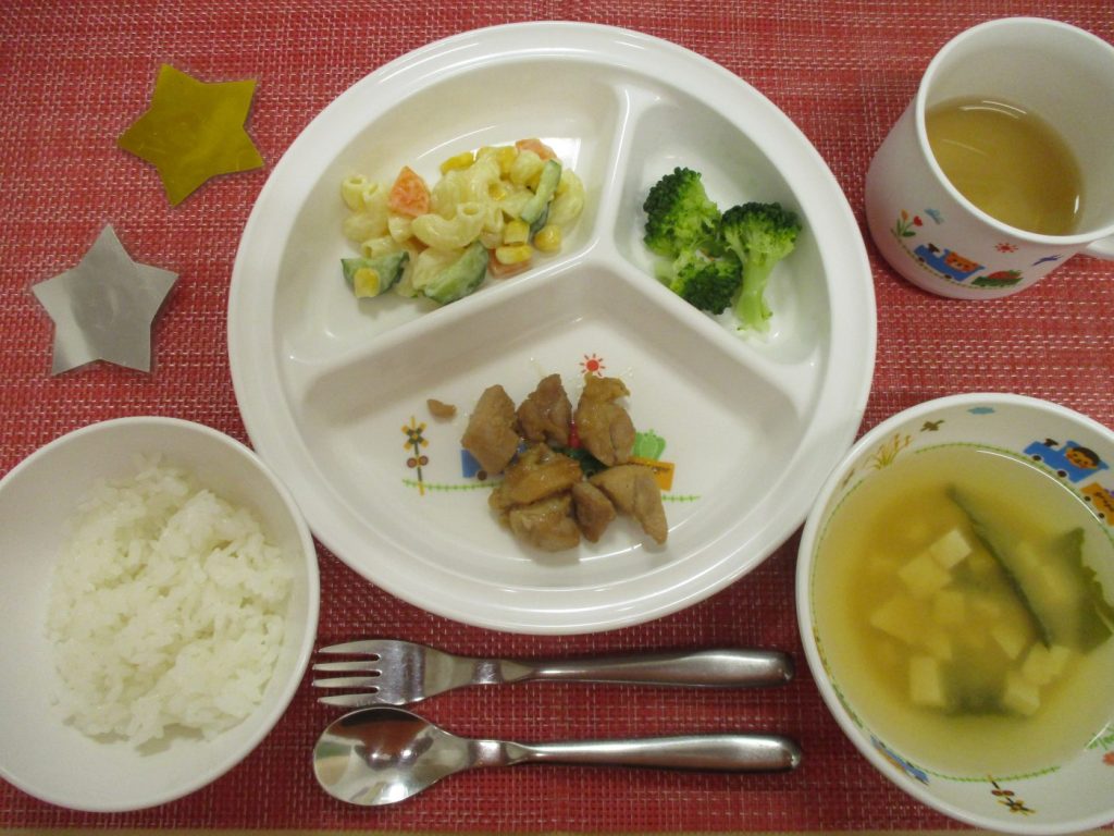 【10月1日㈫の給食・おやつ】